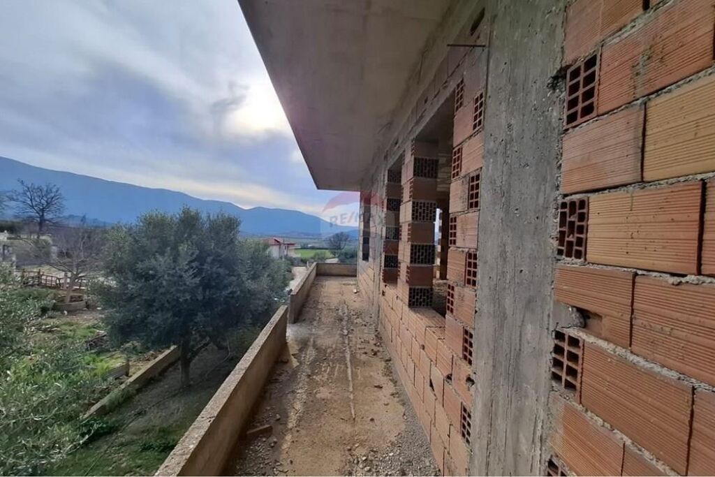 🏡 Vilë në Ndërtim – Për Shitje | Tragjas, Vlorë