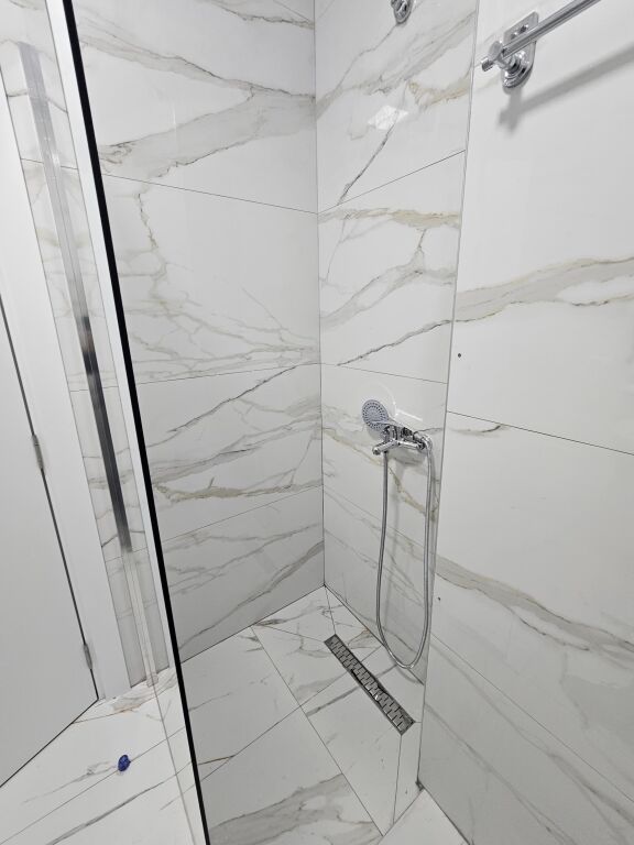 Univers city Jepet me qera apartament 2+1+2