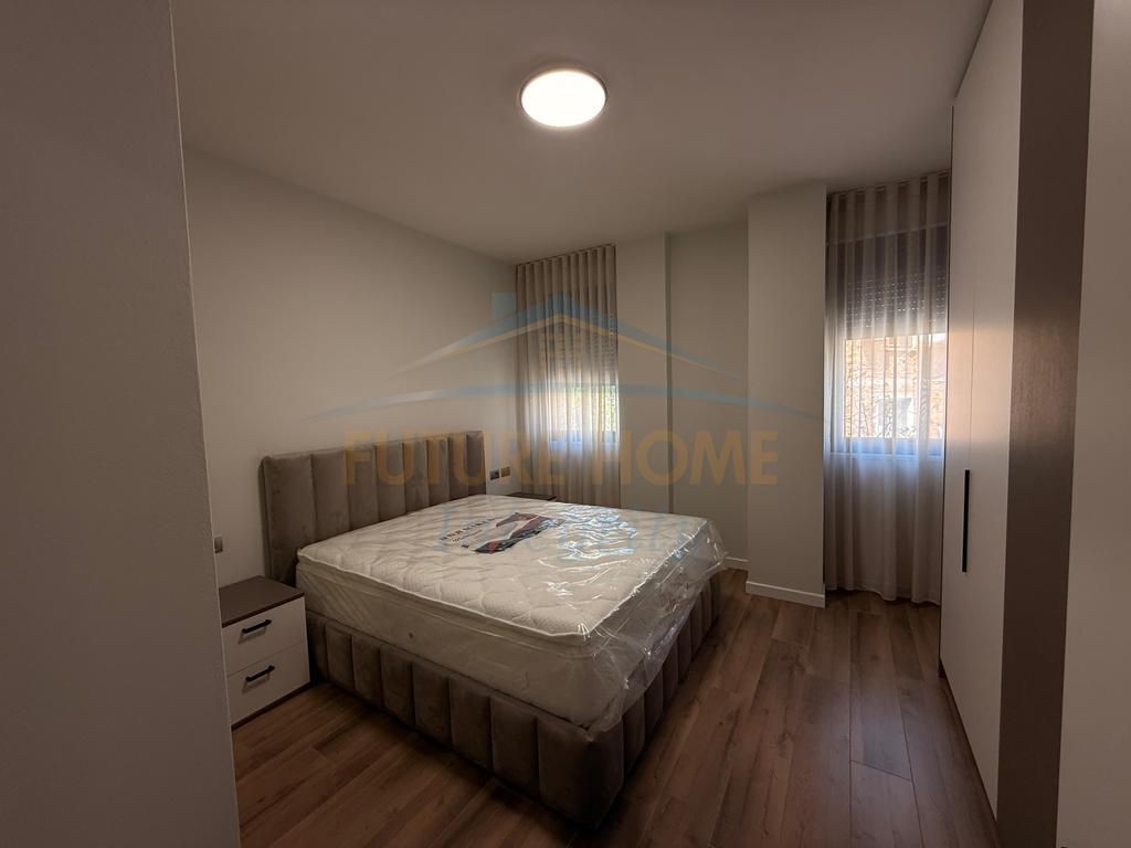Rent, Apartment 2+1+2+Parking Spot, Elbasan Street, Tirana.