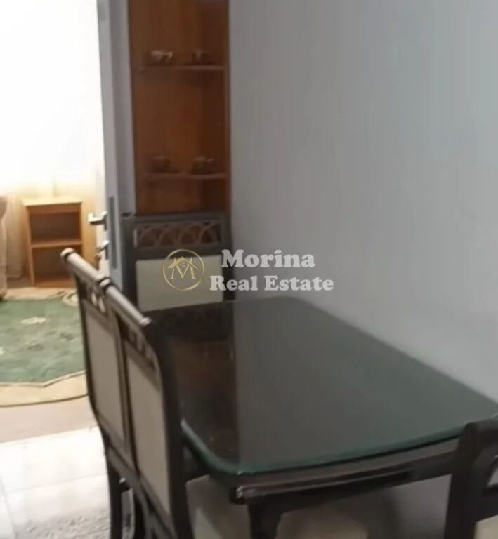 Qera | Shtëpi private 2 + 1 | Laprak | 400 €/muaj
