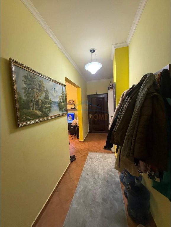 Shitet , Apartament 2+1, Kodra e Diellit , Tirane