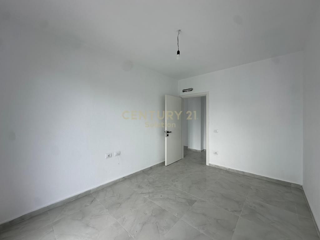 SHITET APARTAMENT 2+1 NE GOLEM