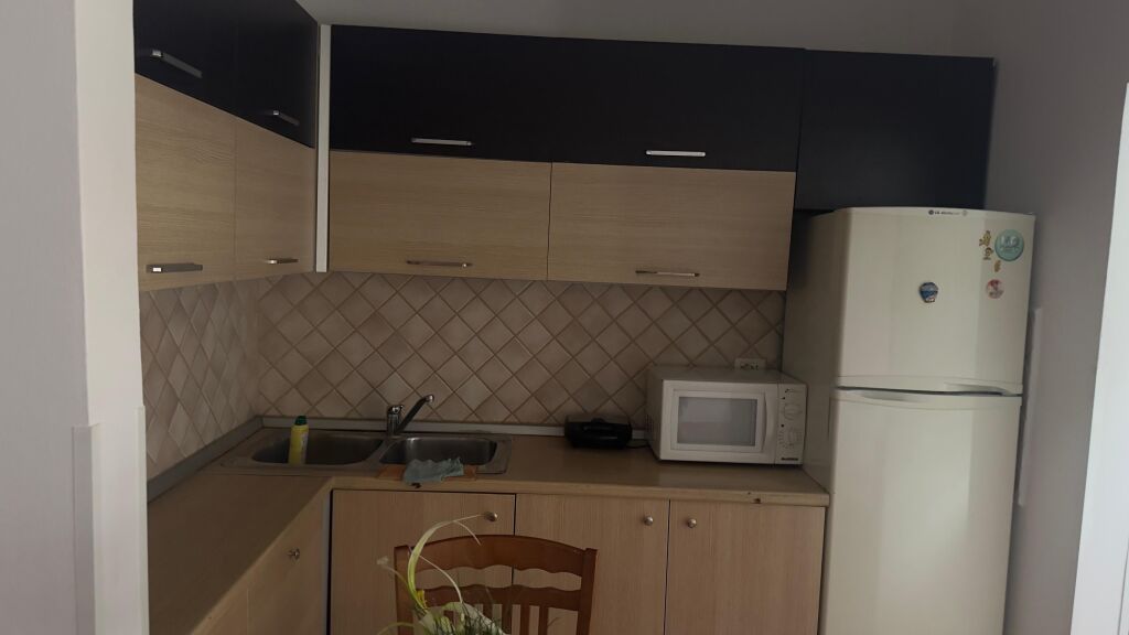 In Affitto Appartamento 2+1+1 Balcone