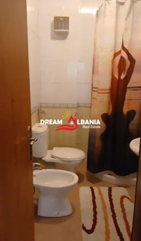 Jepet Apartament 2+1+2 tualete me qera tek Kodra e Diellit ( ID 42215491 )