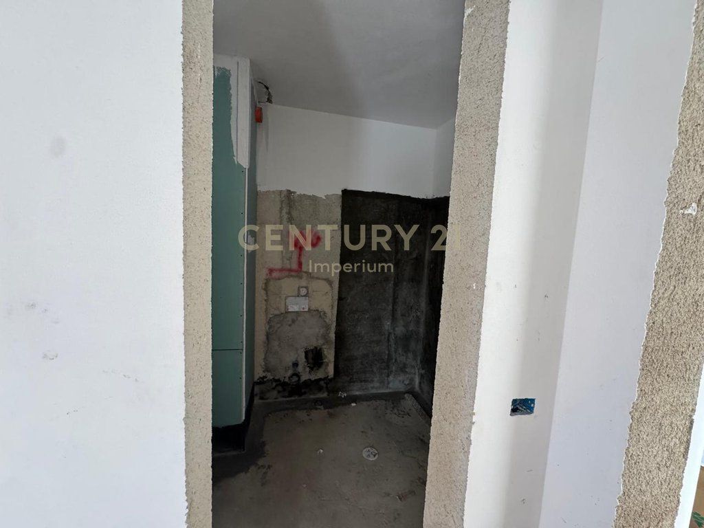 Apartament 3+1+2+ Tarracë të shfrytëzueshme!