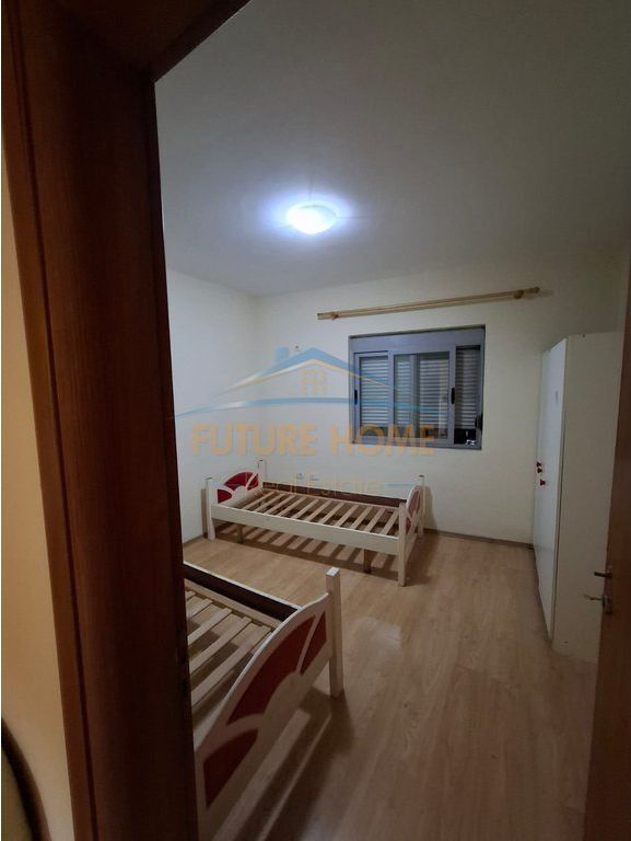 Shitet, Apartament 2+1, Unaza e Re