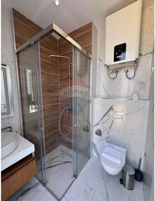 , APARTAMENT 2+1+2 PËR QIRA MYSLYM SHYRI