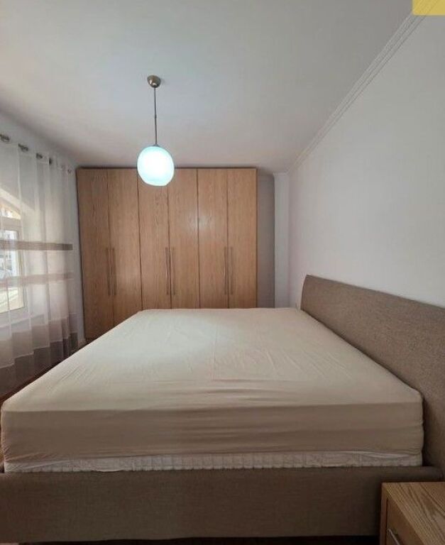 QERA NE QENDER, 1+1, 550 EURO