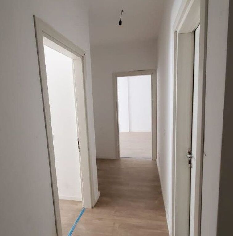 🏡 Vendesi in vendita Appartamento 1+1 – Complesso E-88, Dritan Hoxha 📍