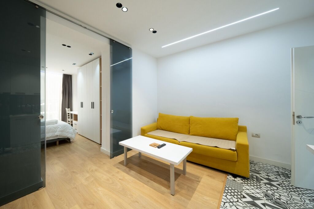 Shiten 2 Apartamente 1+1 për Investim – Mine Peza, Tiranë çmimi 230,000 euro