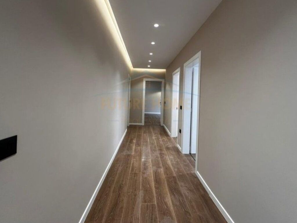 In vendita, Appartamento 2+1+2, Komuna e Parisit, Tirane