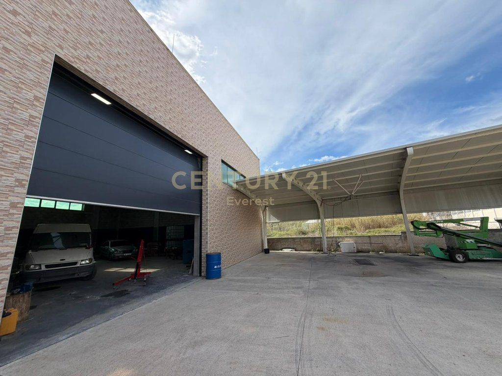 VORE, KAPANON PER QIRA