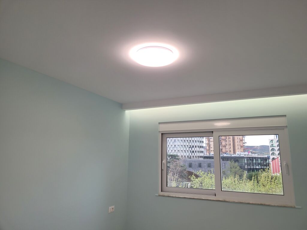 APPARTAMENTO /UFFICIO o residenza 3 più 1 più 3 in Piazza Skenderbej