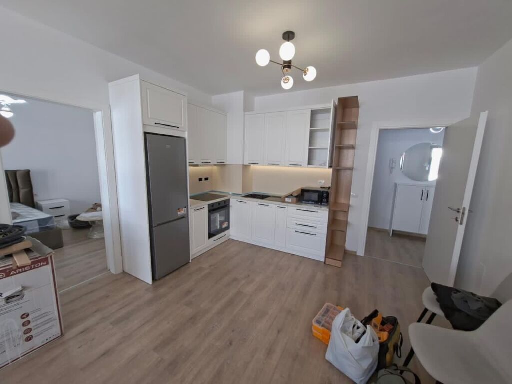 Apartment 2+1, Univers City!