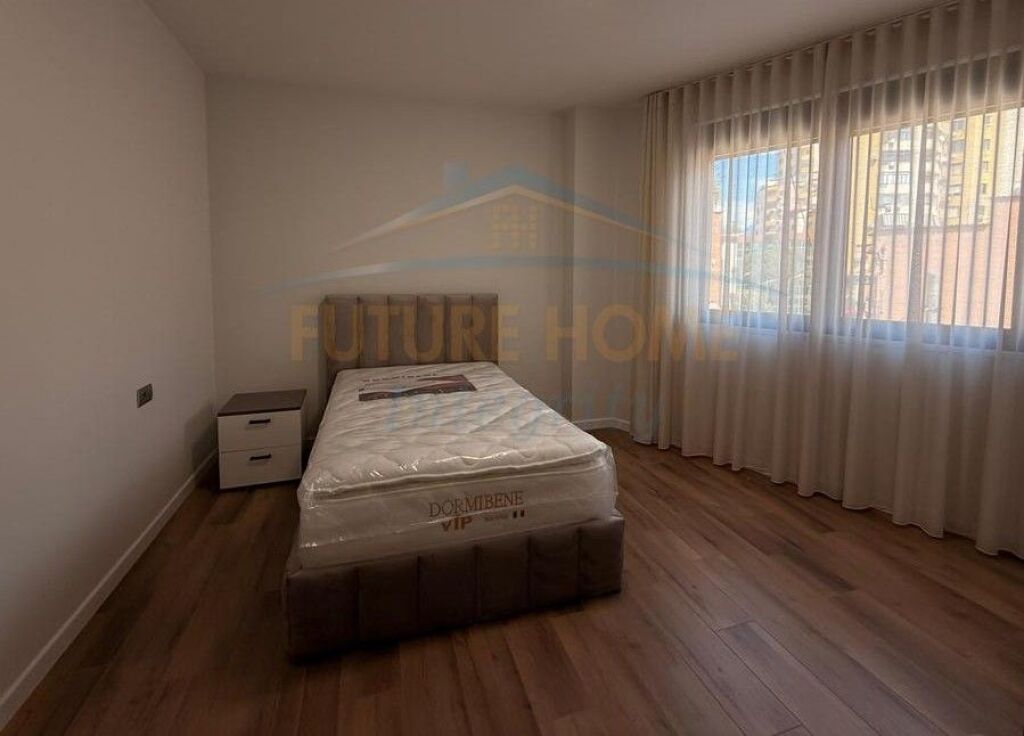 Rent, Apartment 2+1+2+Parking Space, Elbasan Street, Tirana