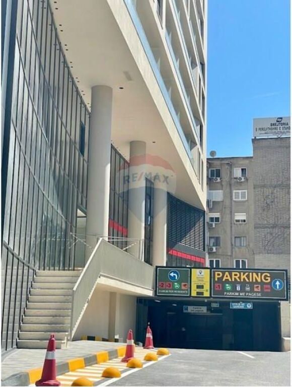 Apartment - For Rent - Mine Peza Street, Tirana