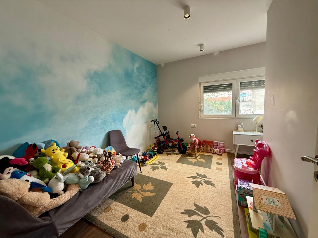 Super 3+1+2 for sale at 21 Dhjetori