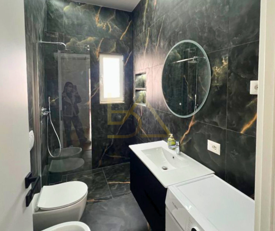 Jepet Apartament Luksoz me Qira – Durrës, Bulevard