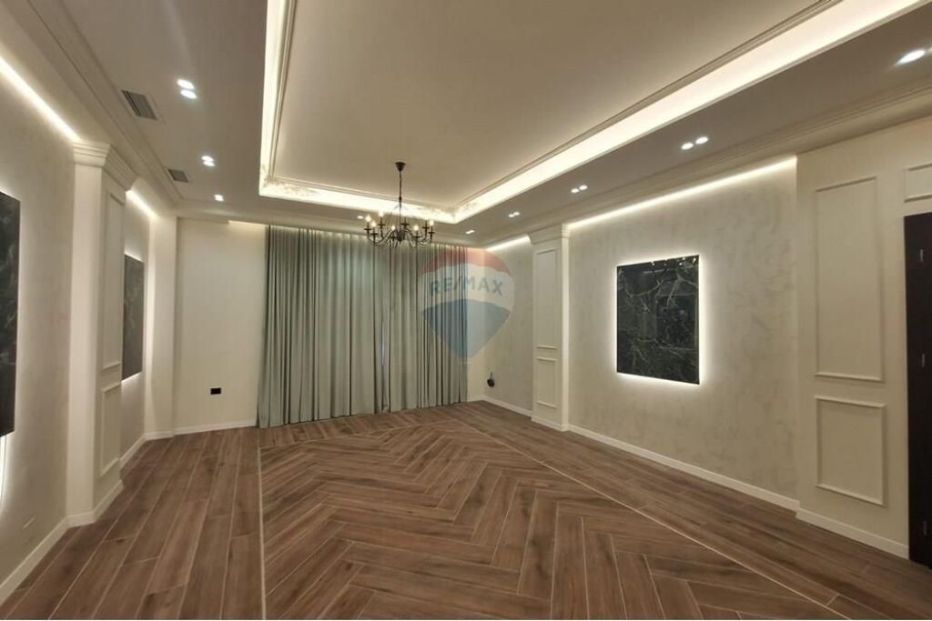 Negozio - In Vendita - Via del Tesoro, Tirana(ID: 530411012-68)