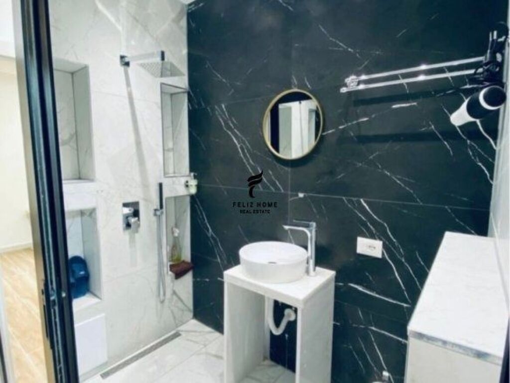 APPARTAMENTO IN AFFITTO 1+1 COMUNE DI PARIGI 60.000 LEKE FH-67133