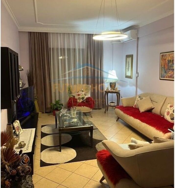Qira, Apartament 2+1+2, Rruga e Kavajes