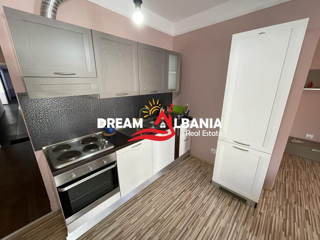 Appartamento 2+1 in affitto, Via Myslym Shyri, vicino al distributore Kastratit, Tirana (ID 4221192)