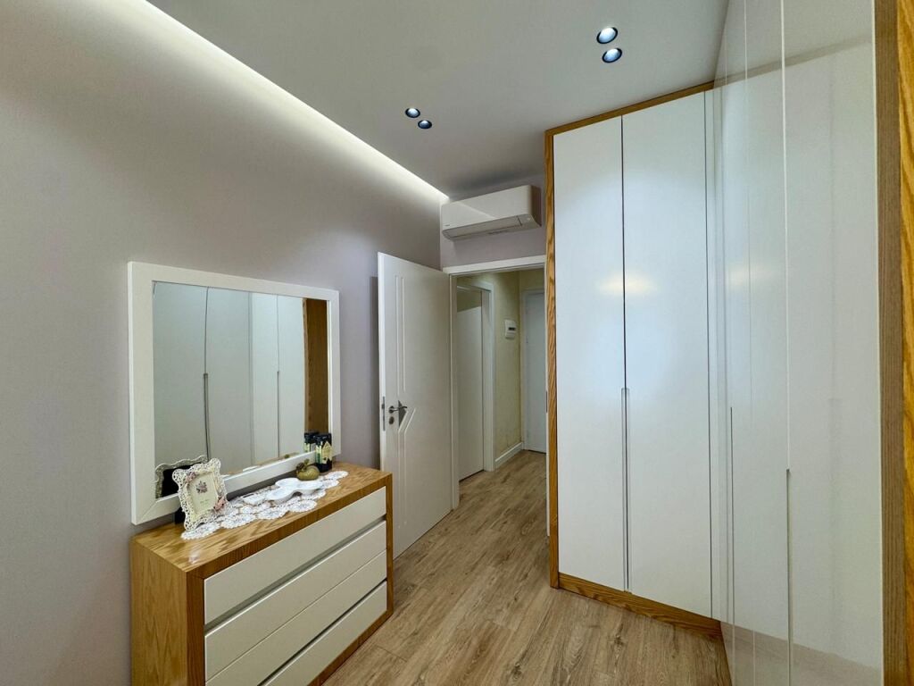 Apartment 1+1 for rent at Contact