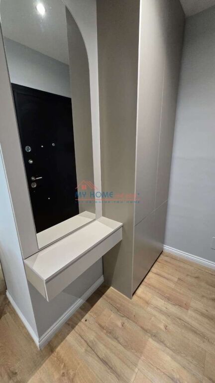 Apartament 1+1 me qera Rruga 5 Maji Tirane