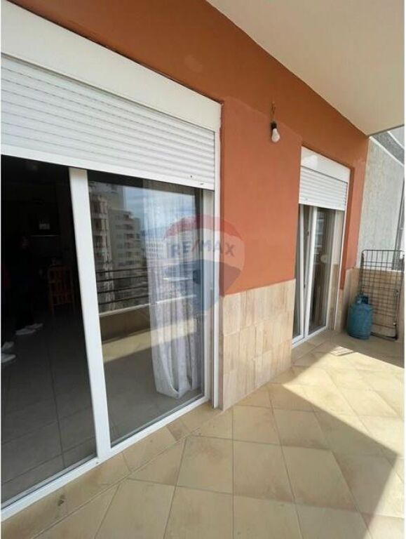 🌊 APPARTAMENTO 1+1 IN AFFITTO – LUNGOMARE, VLORË