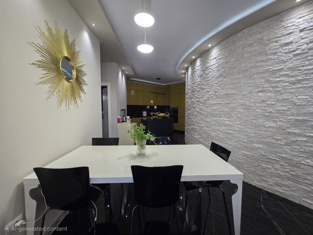 Appartamento 3+1+2 Con Verande In Vendita, Kodra e Diellit 2