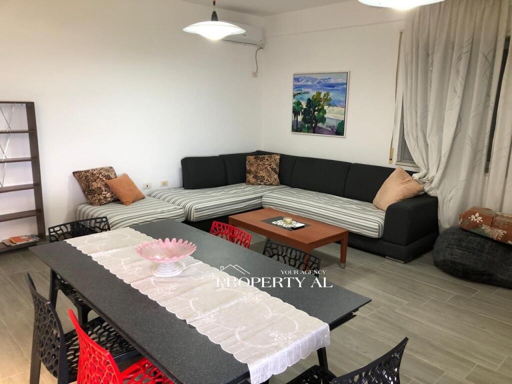 Apartament për shitje në vijë të parë – Lungomare, Vlorë | Pamje ballore deti