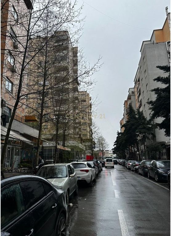 Ambient Komercial Për Shitje në Astir