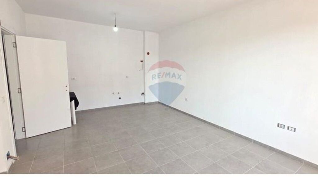 Appartamento - In Vendita - Villa L, Tirana ID: 530561001-269
