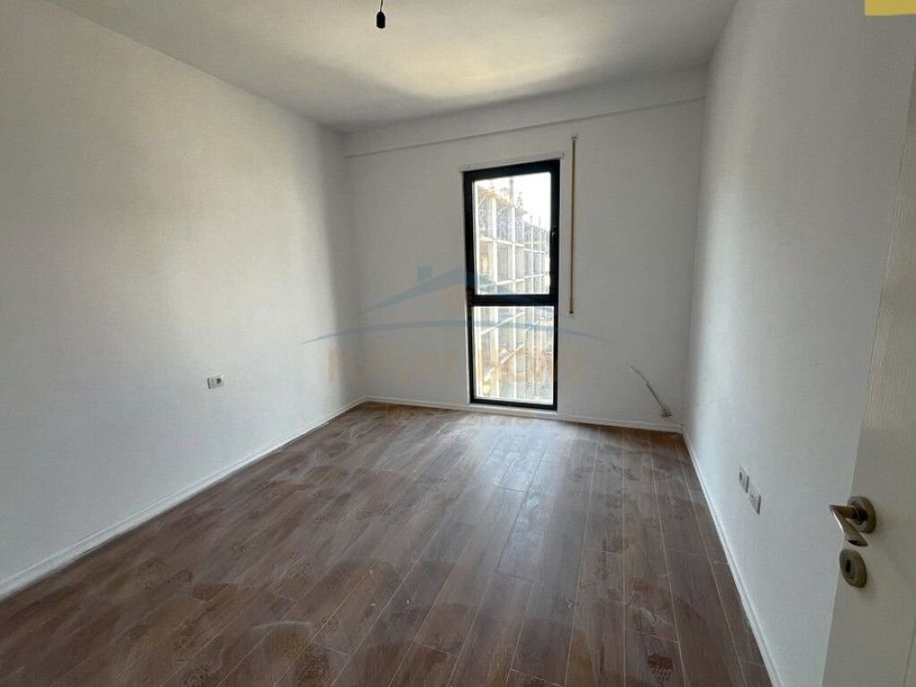 For sale, Apartment 2+1+2+ Parking Spot, Sadik Petrela Street, ASL Complex 2