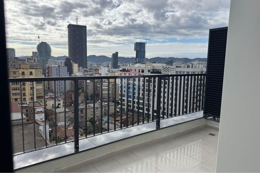 Zyre per qira te Rruga e Barrikadave!