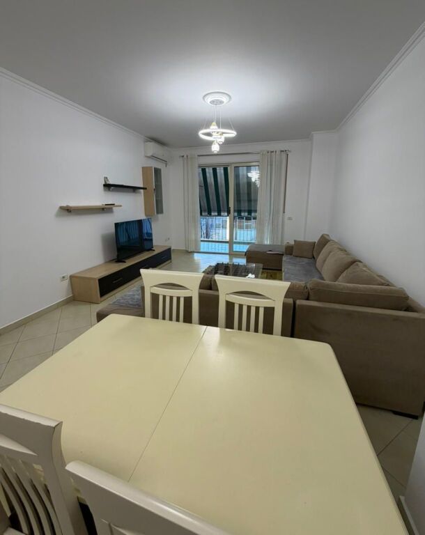 🏡 Vendesi in vendita Appartamento 2+1+2 + Posto Auto – Don Bosko (vicino alla Chiesa Cattolica) 📍