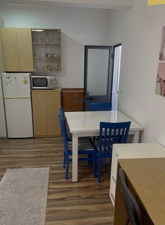 Shitet, Apartament Studio, Rruga Frosina Plaku, Ish Parku i Autobusave