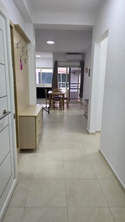 Shitet 2+1 ne Qerret me pamje deti 185,000 €