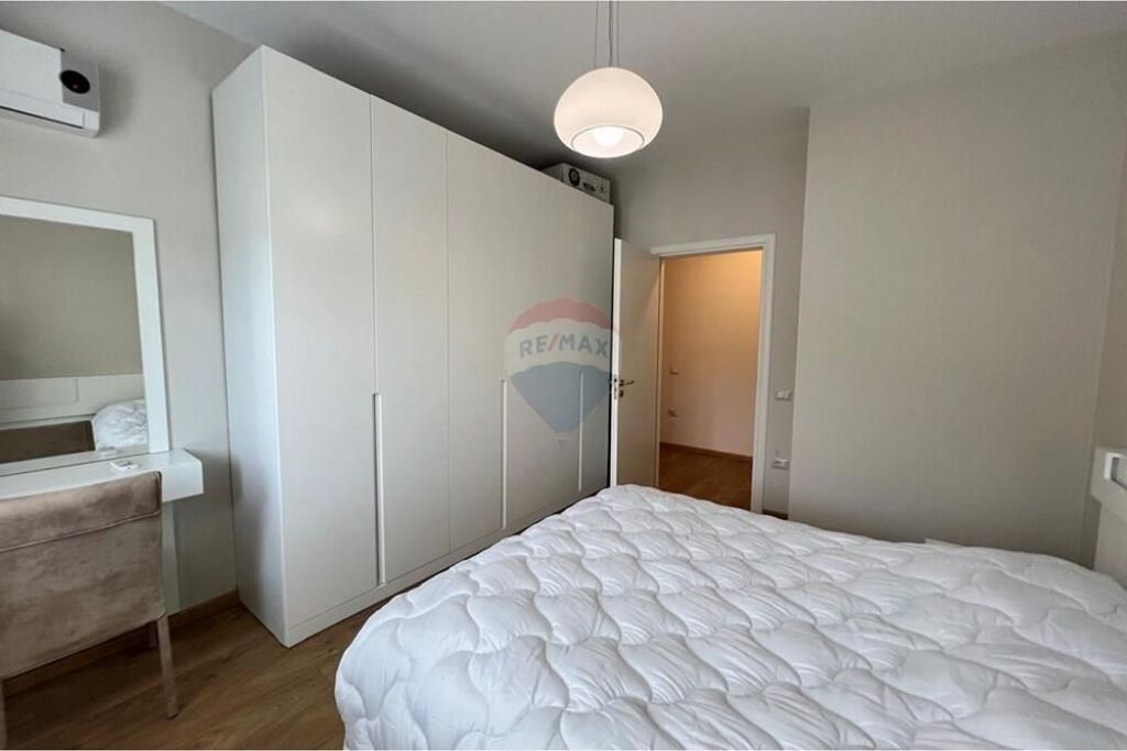 🏖️ Appartamento 2+1 in Affitto – Prima Linea, Via Dhimitër Konomi, Vlora