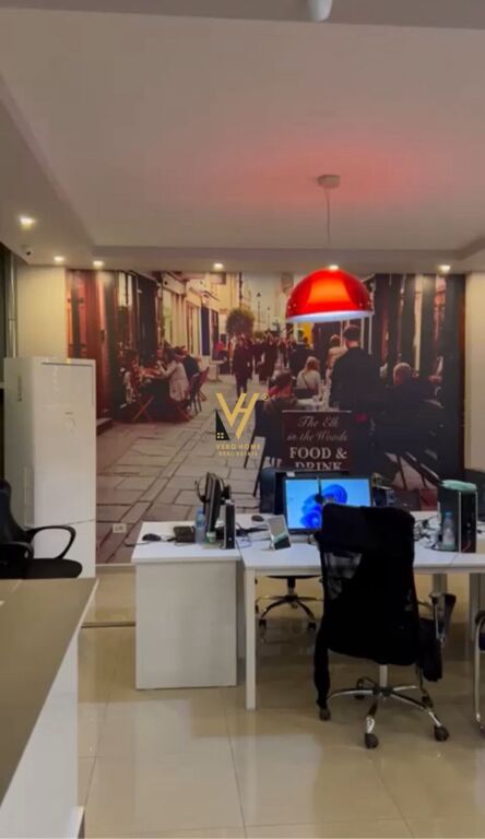 UFFICIO 320 M2 IN AFFITTO PRESSO L'EX CAMPO DI AVIAZIONE 2.120 EURO