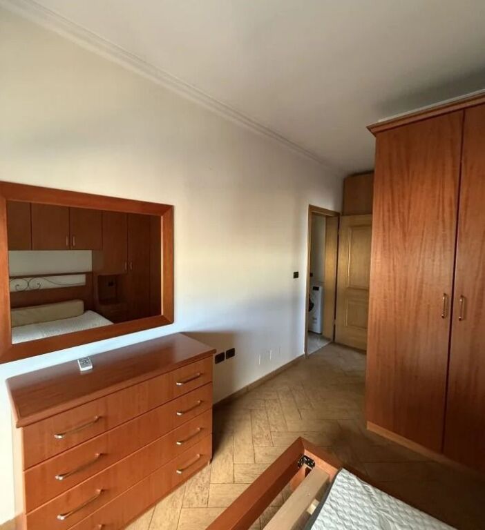 Qera | Apartament 2 + 1 | Blloku | 800 €/muaj