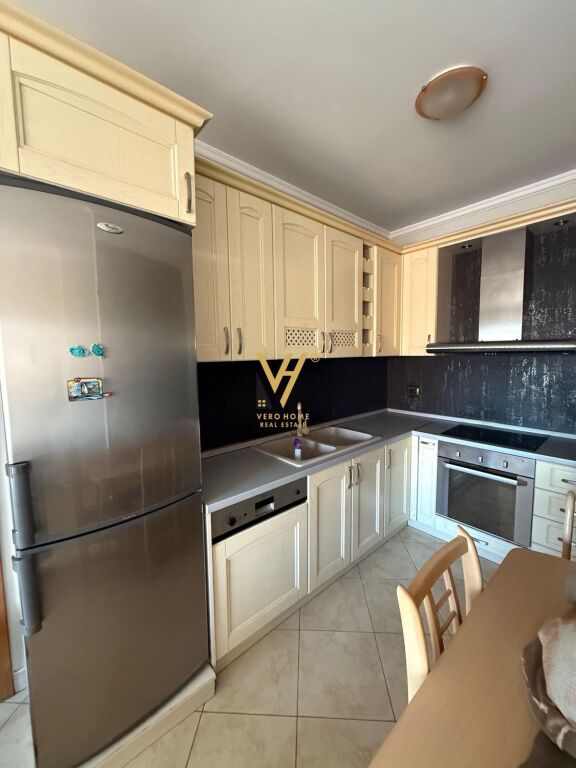 JEPET APARTAMENT 2+1+BLK ME QERA NE BLLOK 80.000 LEKE