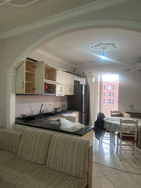 Appartamento 2+1 vicino alla villa L con 350€