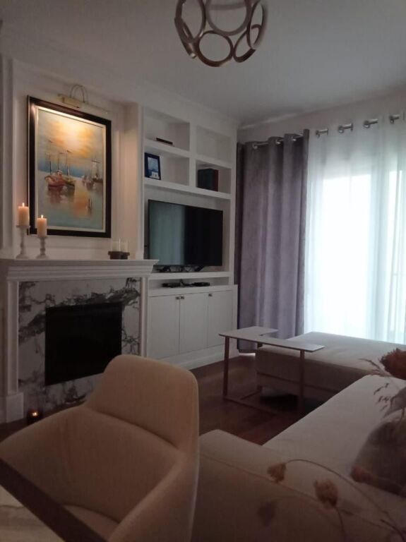 Appartamento di lusso in affitto a lungo termine Lungomare Vlore Vista mare