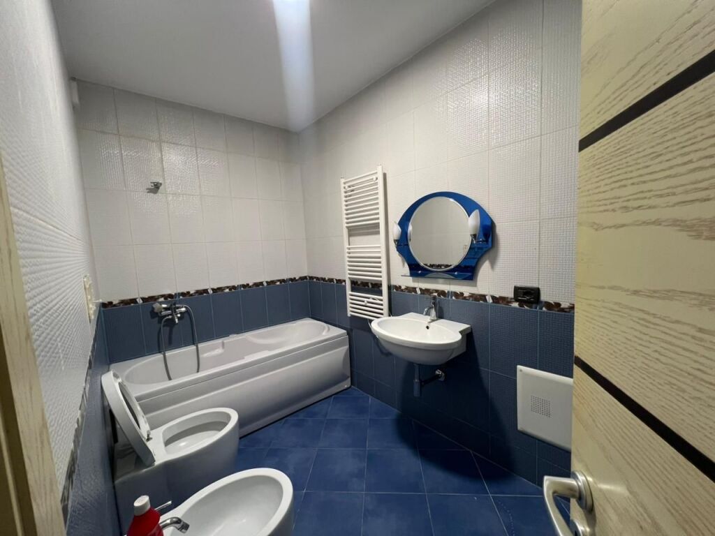 Shitet Apartament 1+1 Oxhaku,Kompleksi Colombo