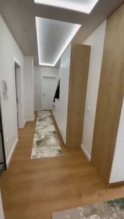 Appartamento in affitto 2+1 con 2 posti auto vicino al giardino botanico