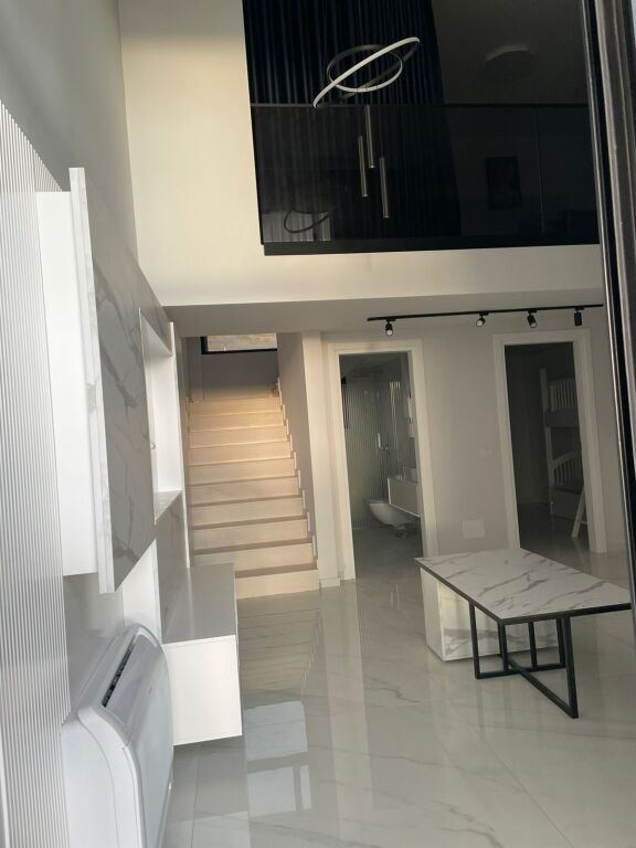 🌊 DUPLEX LUKSOZ PËR SHITJE – RADHIMË, JONUFER (VLORË)