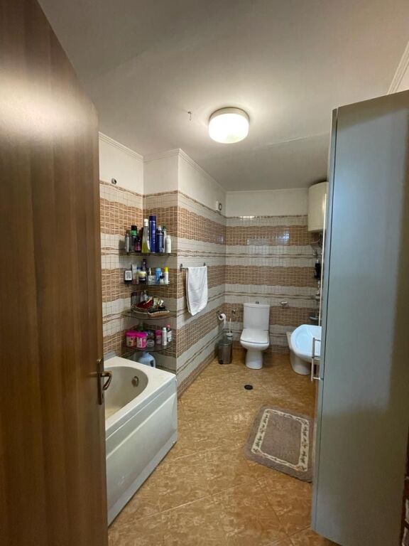 For rent 2+1+1 DON BOSKO AT DELUXE BAR 550 thousand lek