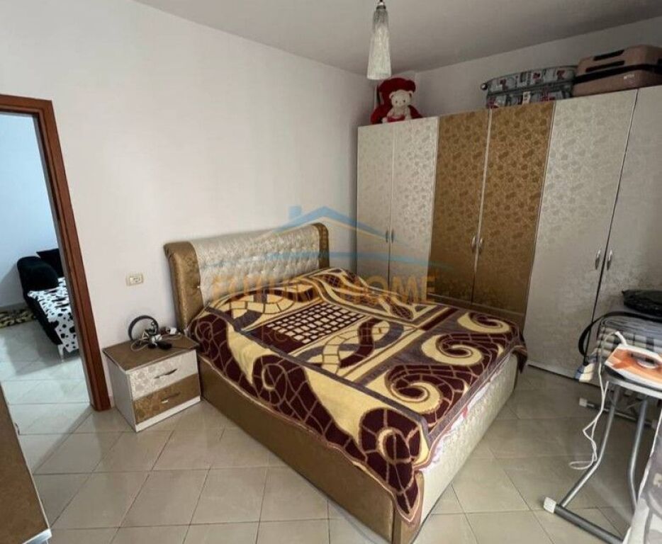 Shitet , Apartament 2+1,Kodra e Diellit , Tirane