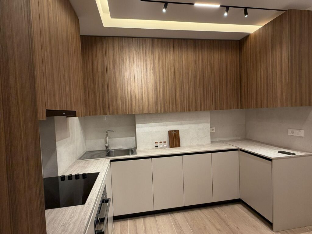 Affittasi appartamento moderno 1+1 a Zogu I Zi di fronte a Ring Center